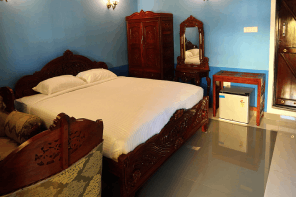 Elite Room